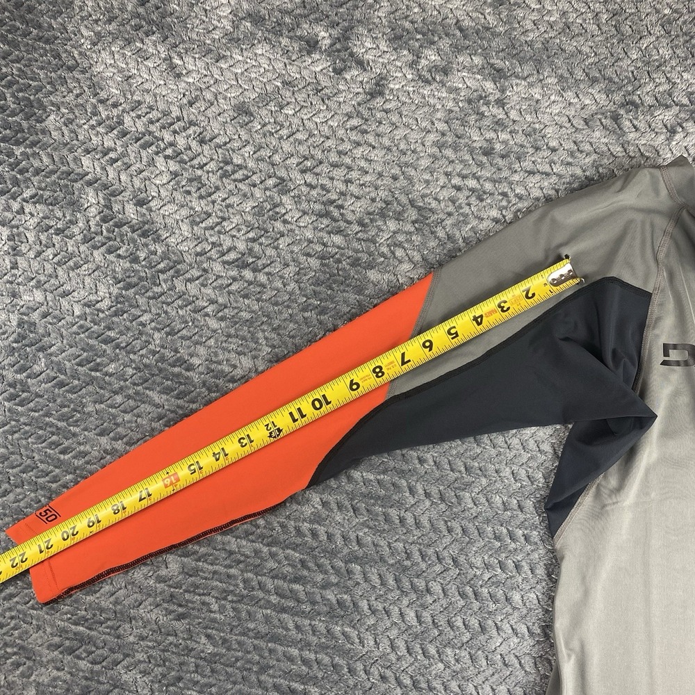 Dakine Shirt Men M Gray Heavy Duty Snug Fit Short UPF50 Boardshort Connector NEW - Picture 7 of 10